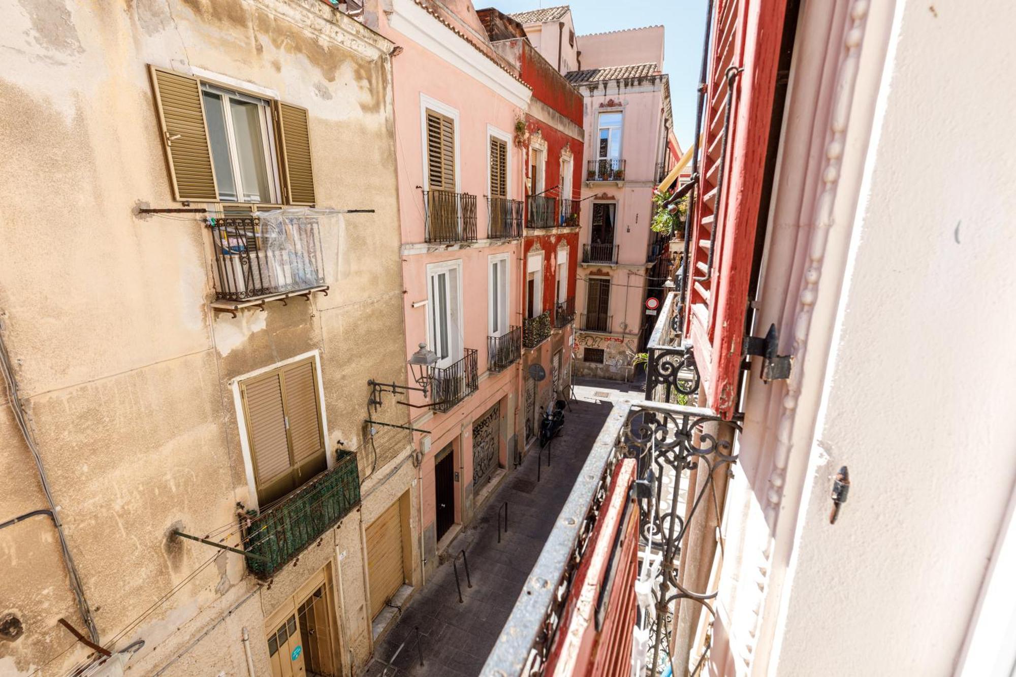 Onlyrooms II - Old Town & Typical Food Cagliari Exterior photo